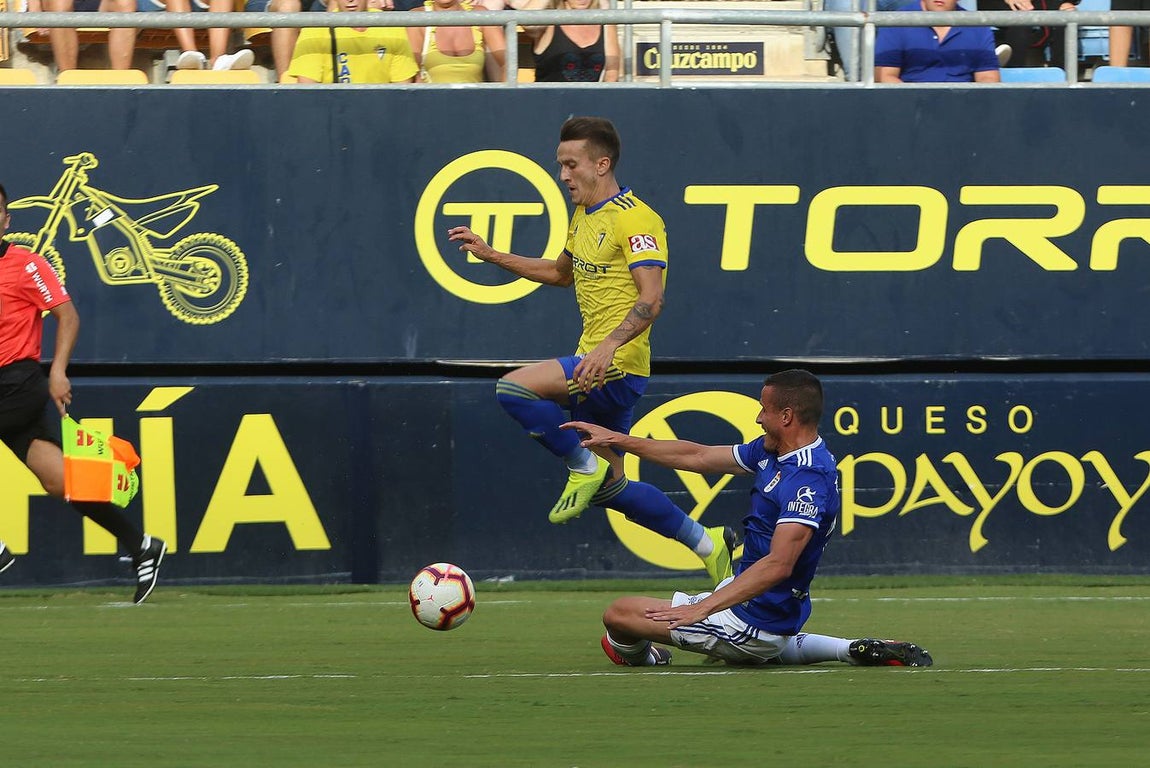 Las mejores imágenes del partido Cádiz CF-Oviedo