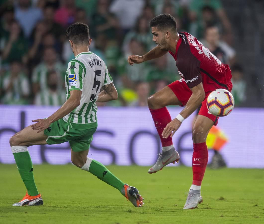 Las mejores instantáneas del gran derbi hispalense