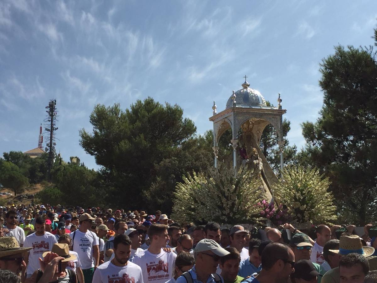 La «Bajá» de la Virgen de la Sierra de Cabra, en imágenes