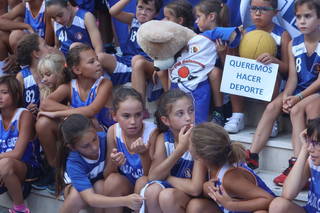 IMÁGENES: Los niños de Cádiz quieren hacer deporte