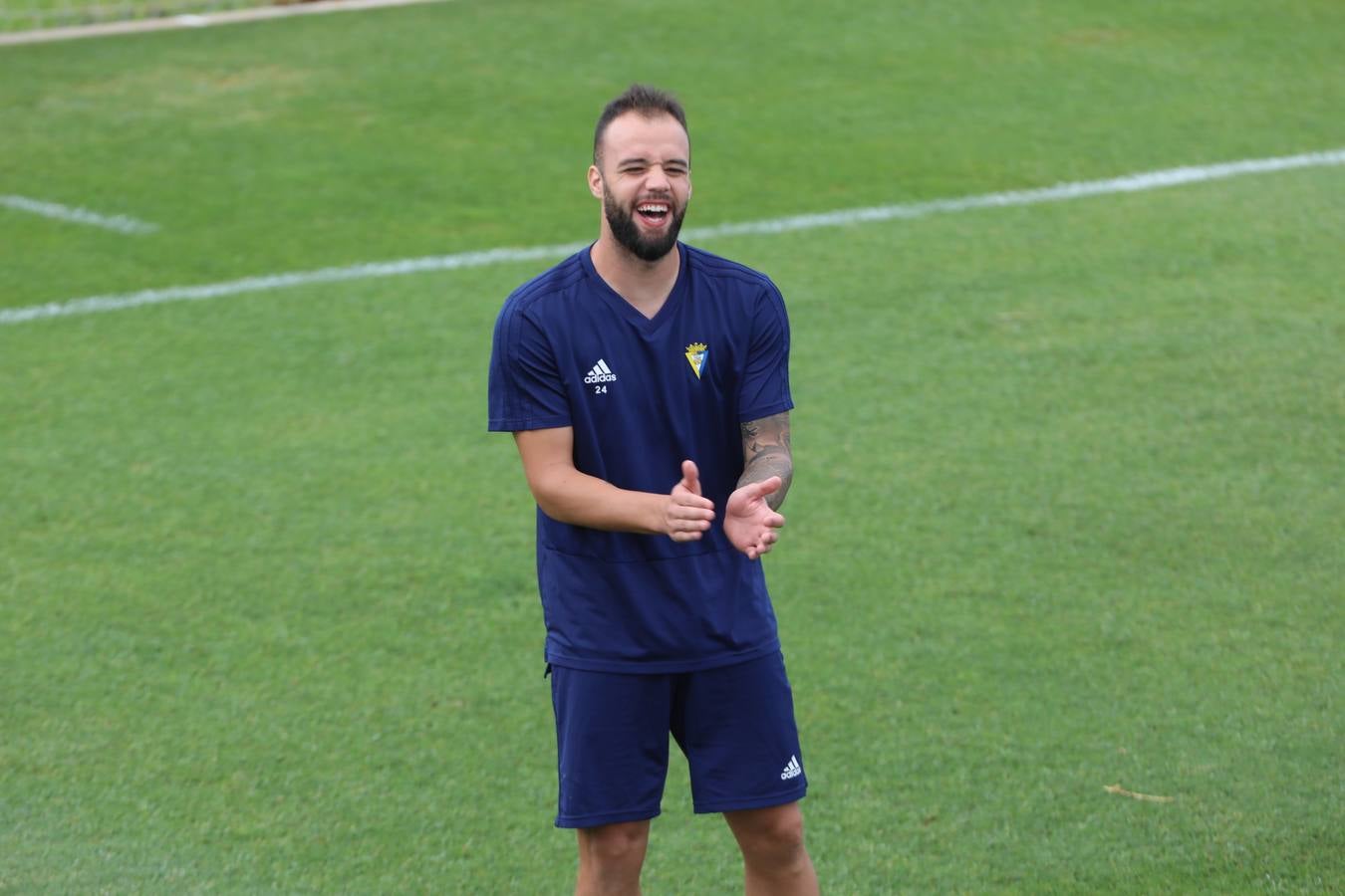 Dejan Lekic y Edu Ramos ya entrenan con el Cádiz CF