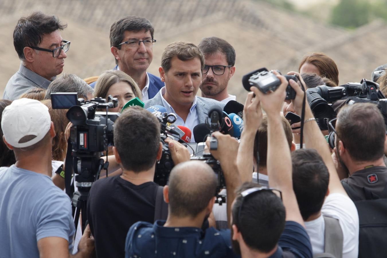 La visita de Albert Rivera a Medina Azahara, en imágenes