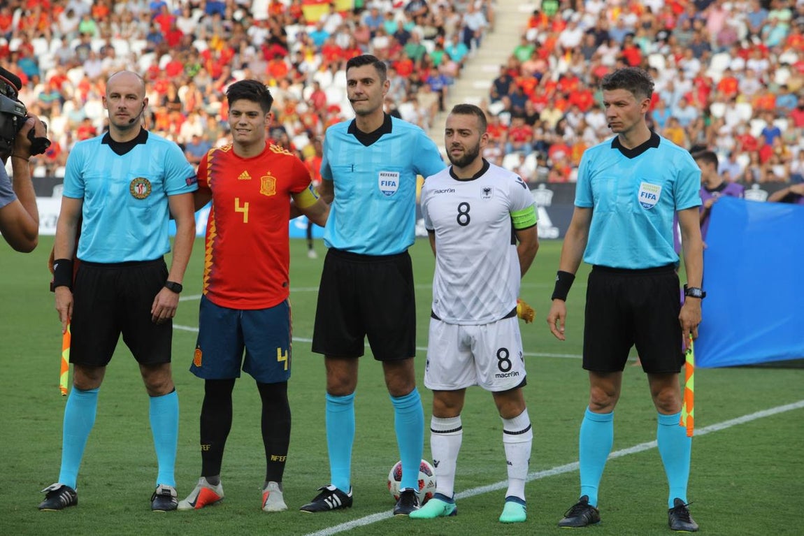 Selección de imágenes del España-Albania
