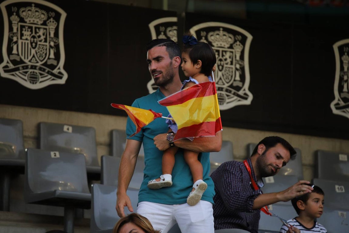 Selección de imágenes del España-Albania