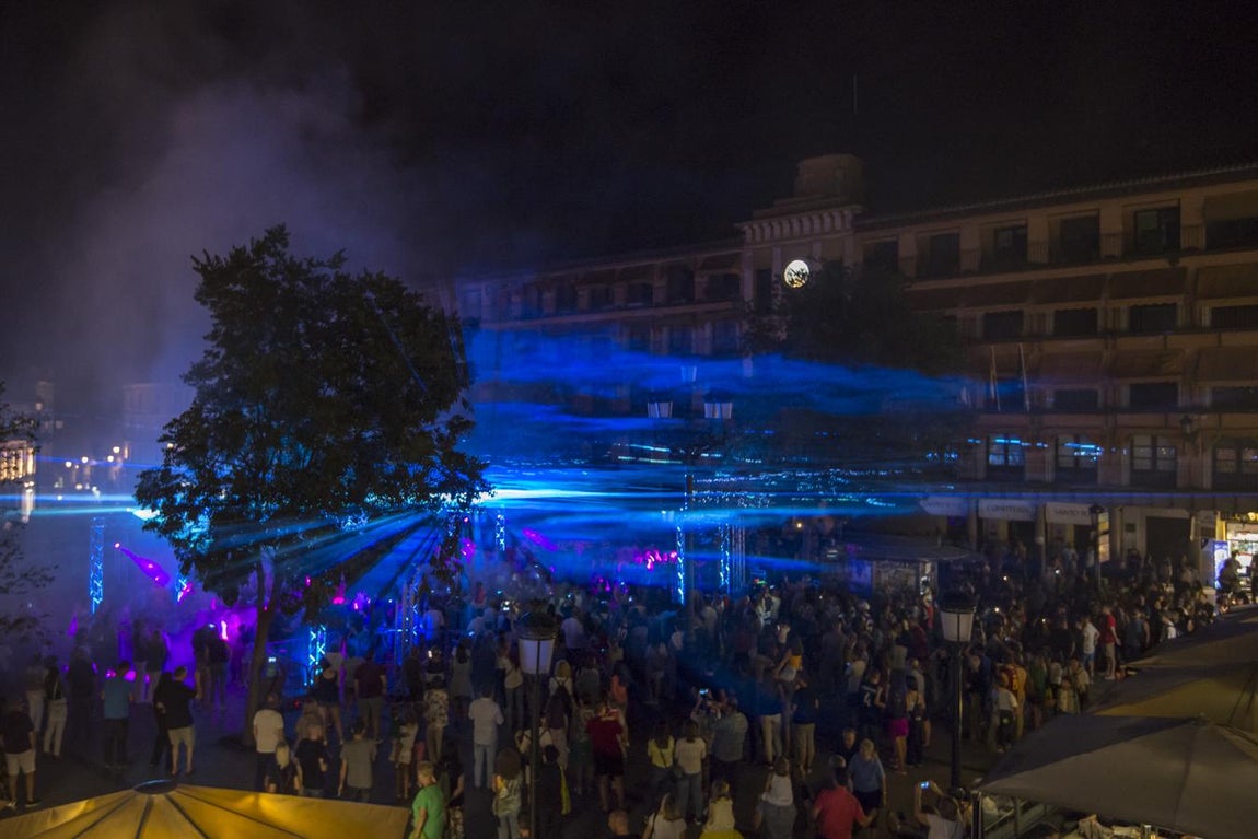 «Luz Toledo» brilla en la noche