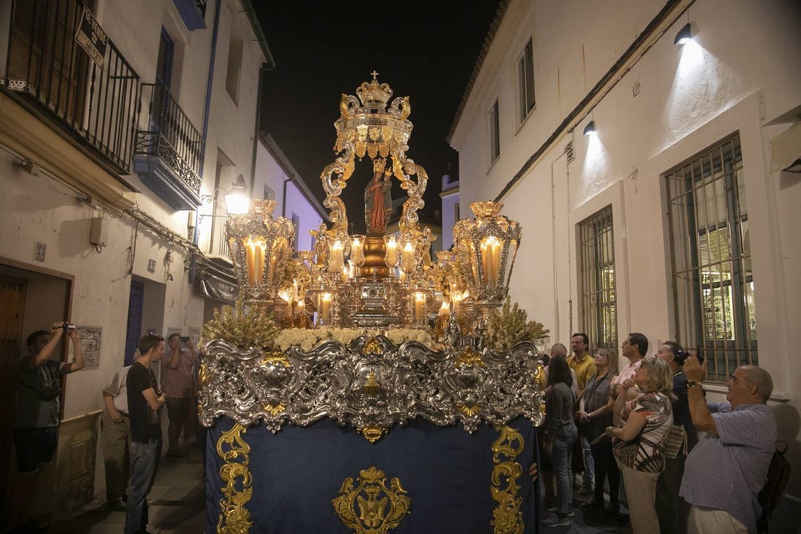 La procesión de la Virgen de la Fuensanta de Córdoba, en imágenes