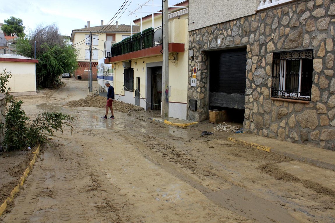 Los estragos de la tromba de agua de Cebolla, en imágenes