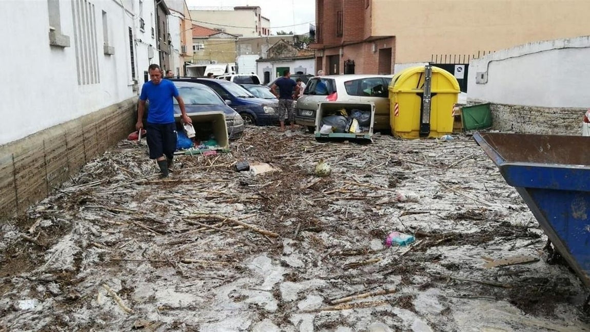 Los estragos de la tromba de agua de Cebolla, en imágenes