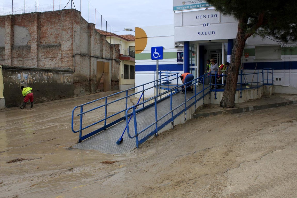 Los estragos de la tromba de agua de Cebolla, en imágenes