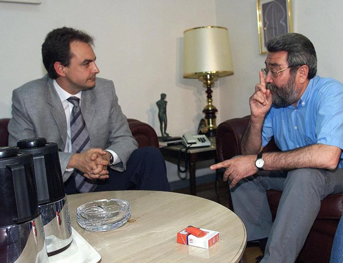 El expresidente del Gobierno reunido con Cándido Méndez, de UGT. 