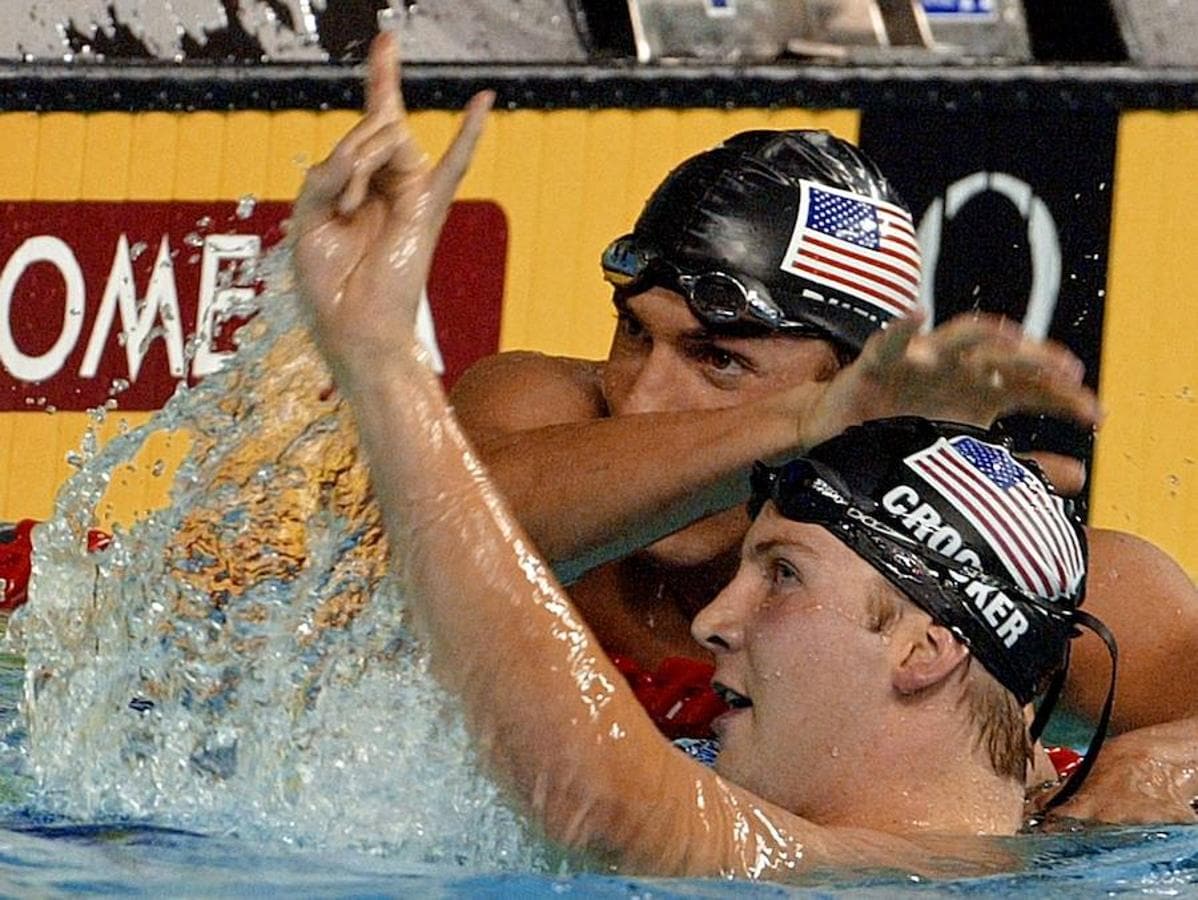 Phelps, junto a su compatriota Crocker en Barcelona 2003. 