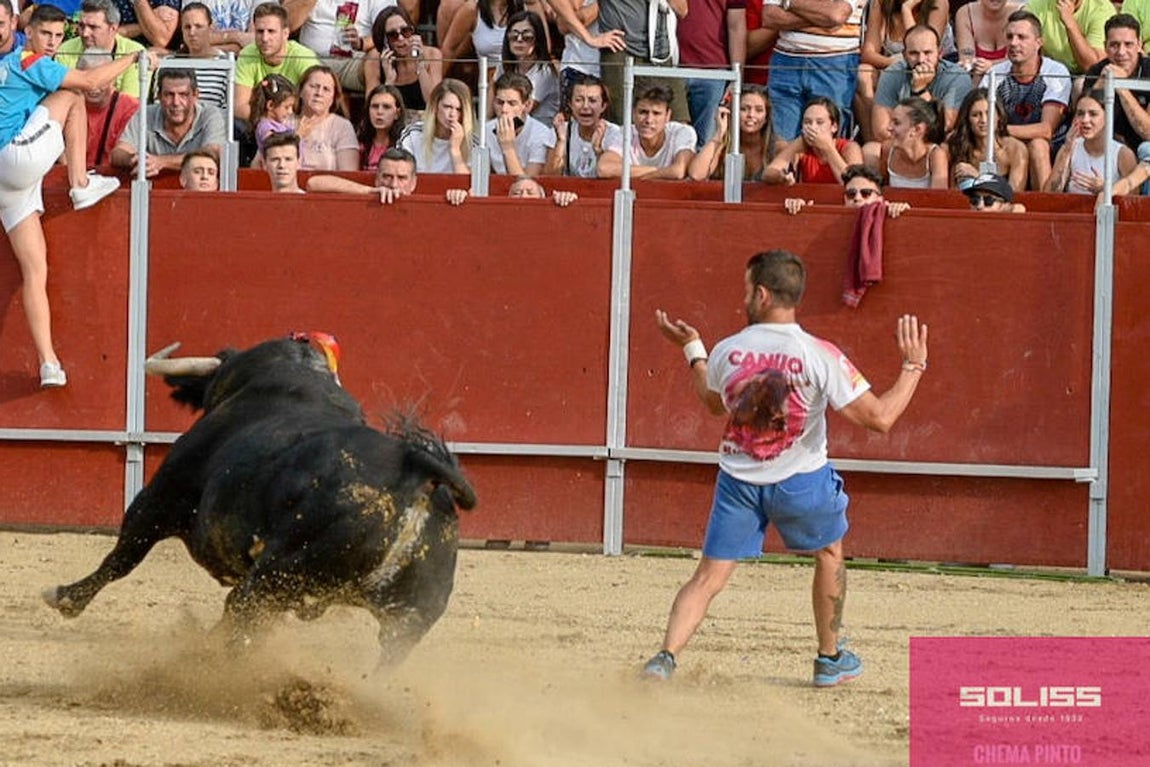 Encierro y recortadores en Numancia de la Sagra