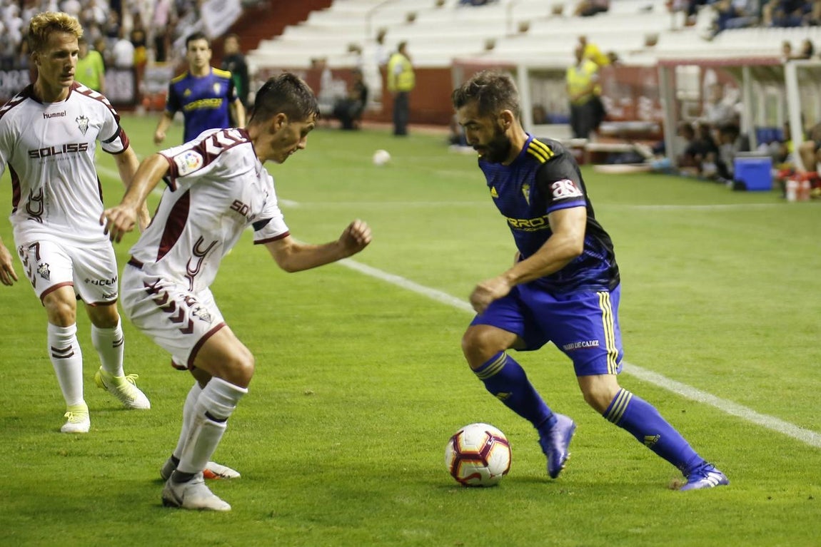 FOTOS: Las mejores jugadas del Albacete 1 - Cádiz CF 1