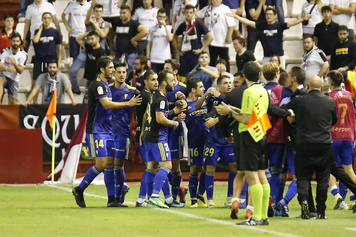 FOTOS: Las mejores jugadas del Albacete 1 - Cádiz CF 1