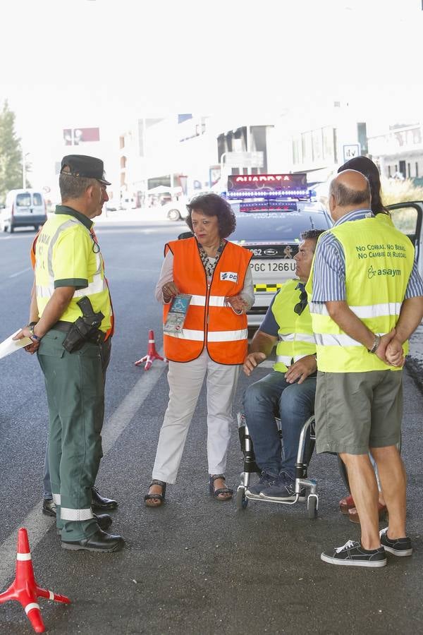 La campaña en Córdoba contra las distracciones al volante, en imágenes