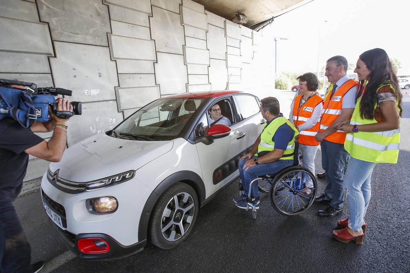 La campaña en Córdoba contra las distracciones al volante, en imágenes