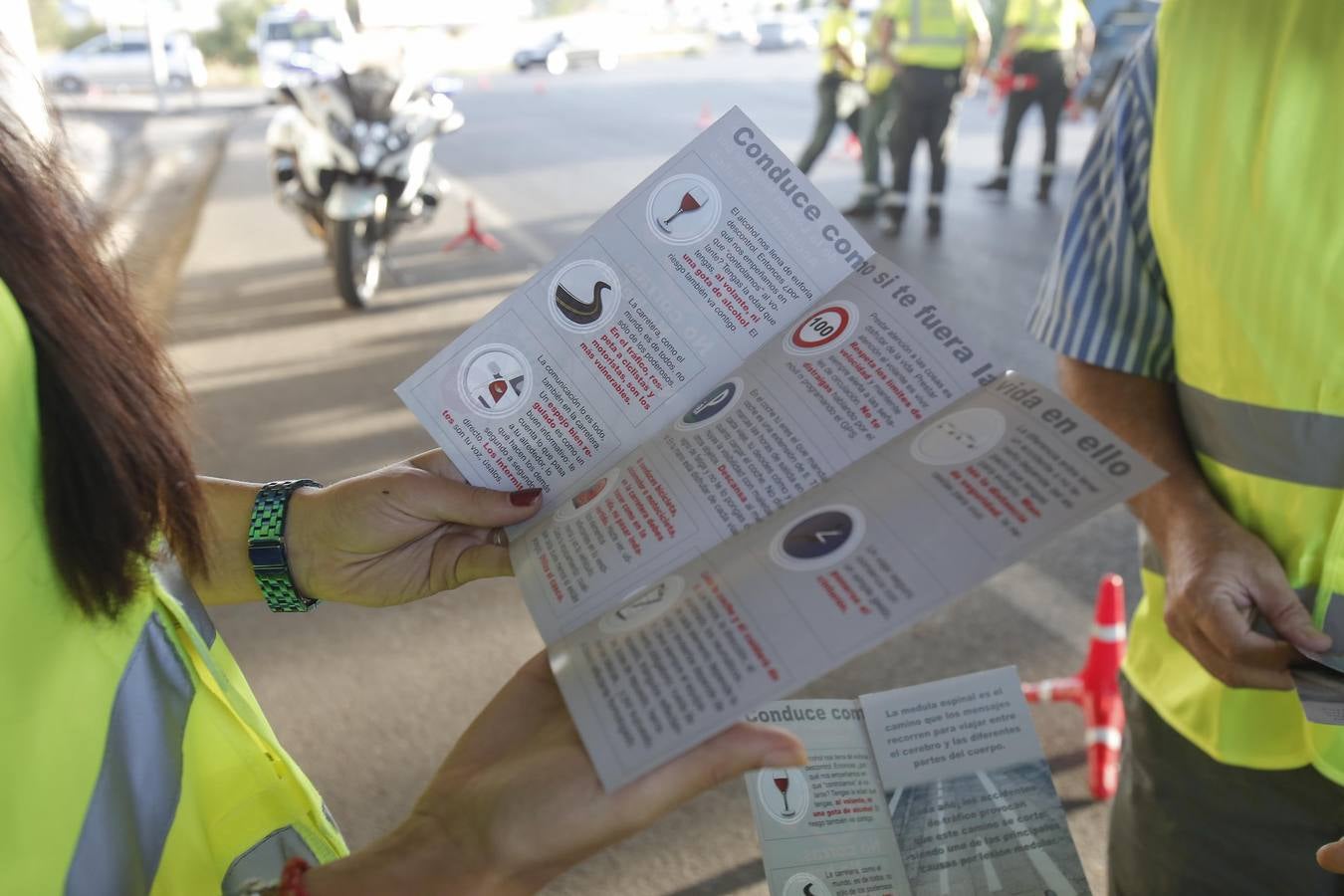 La campaña en Córdoba contra las distracciones al volante, en imágenes