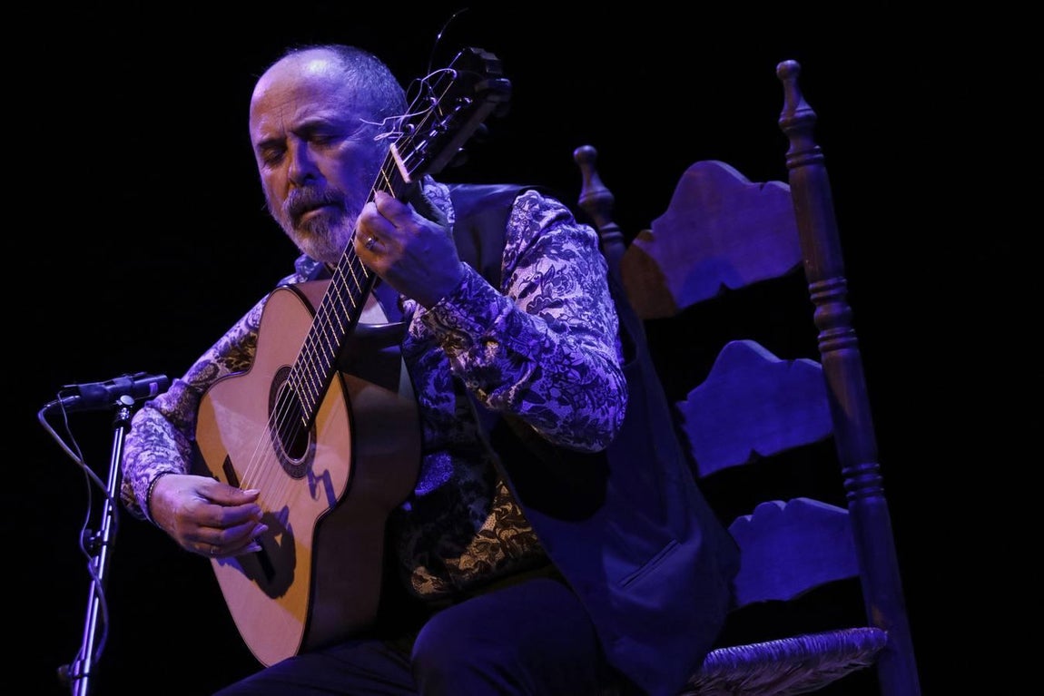 Rafael Rodríguez se «deja llevar» en la Bienal de Flamenco de Sevilla
