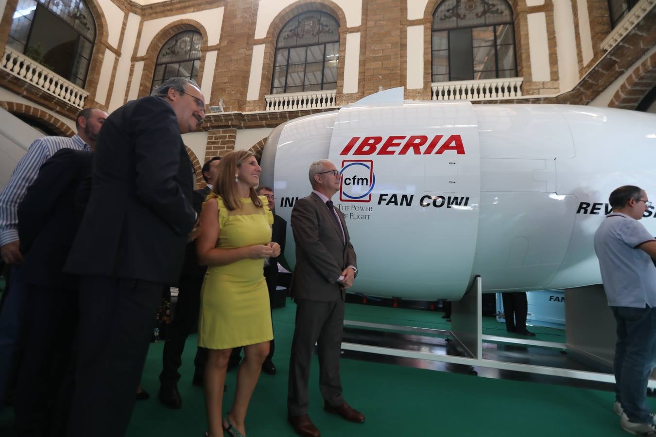 Muestra de Airbus ’90 años de industria aeronáutica en Cádiz’