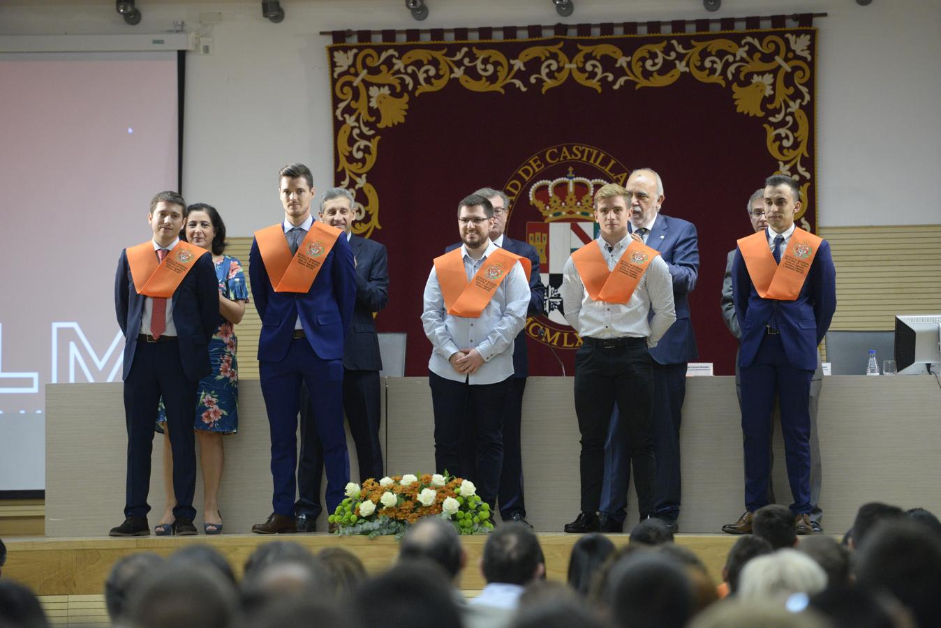 Entrega de becas y distinciones a las tres últimas promociones de Ingeniería Industrial