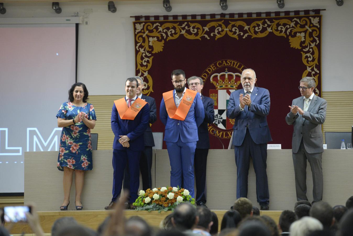 Entrega de becas y distinciones a las tres últimas promociones de Ingeniería Industrial