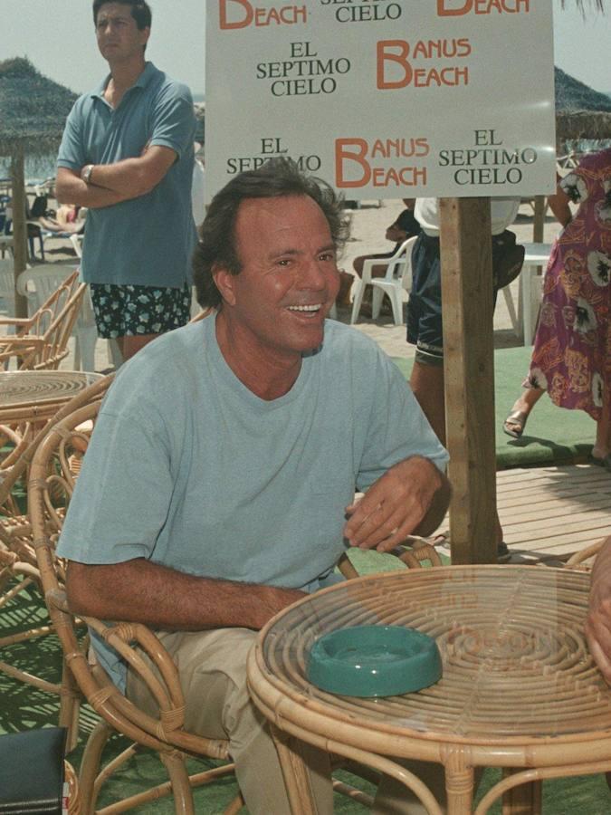 Julio Iglesias, una vida en imágenes