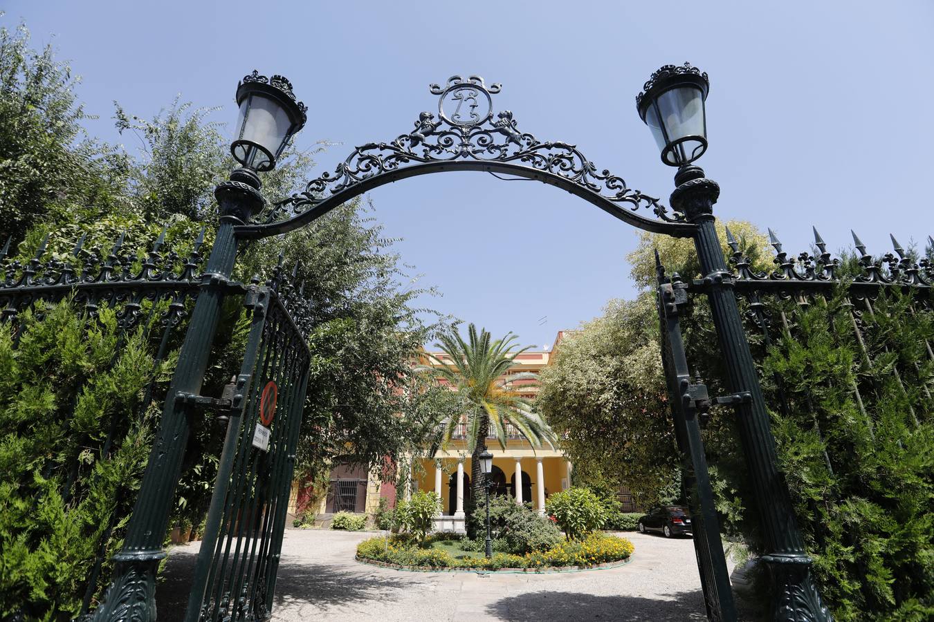 Descubre las imágenes más desconocidas del Palacio de Torres Cabrera de Córdoba