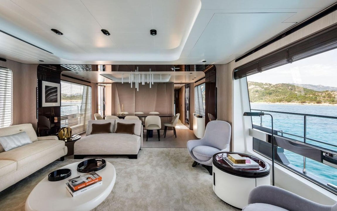 Grande 35. Su compañía, Danton Art Kustoms, presentará una versión única del Lamborghini Espada Edition CHD (Super Cars V12) en estilo neo-vintage