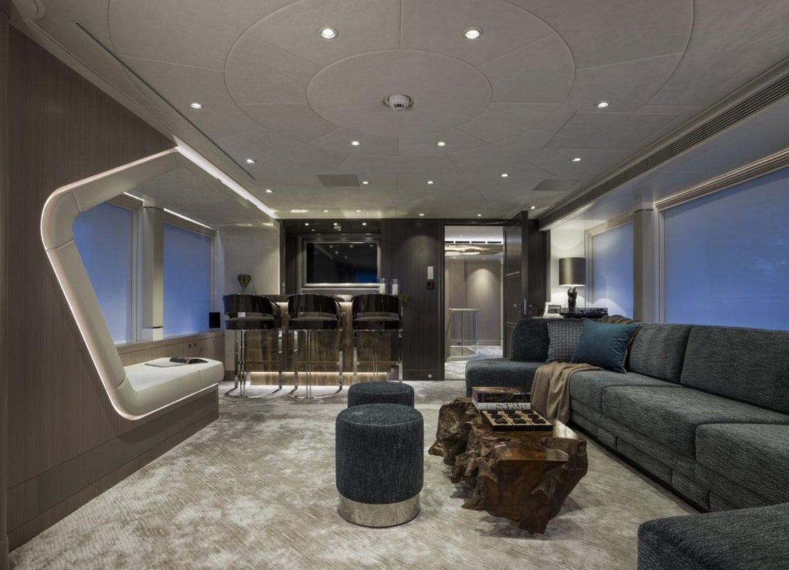 Irisha. El patrocinador oficial de la MYS es Ulysse Nardin. La lujosa firma de relojes ha estado muy vinculada a la náutica desde sus orígenes