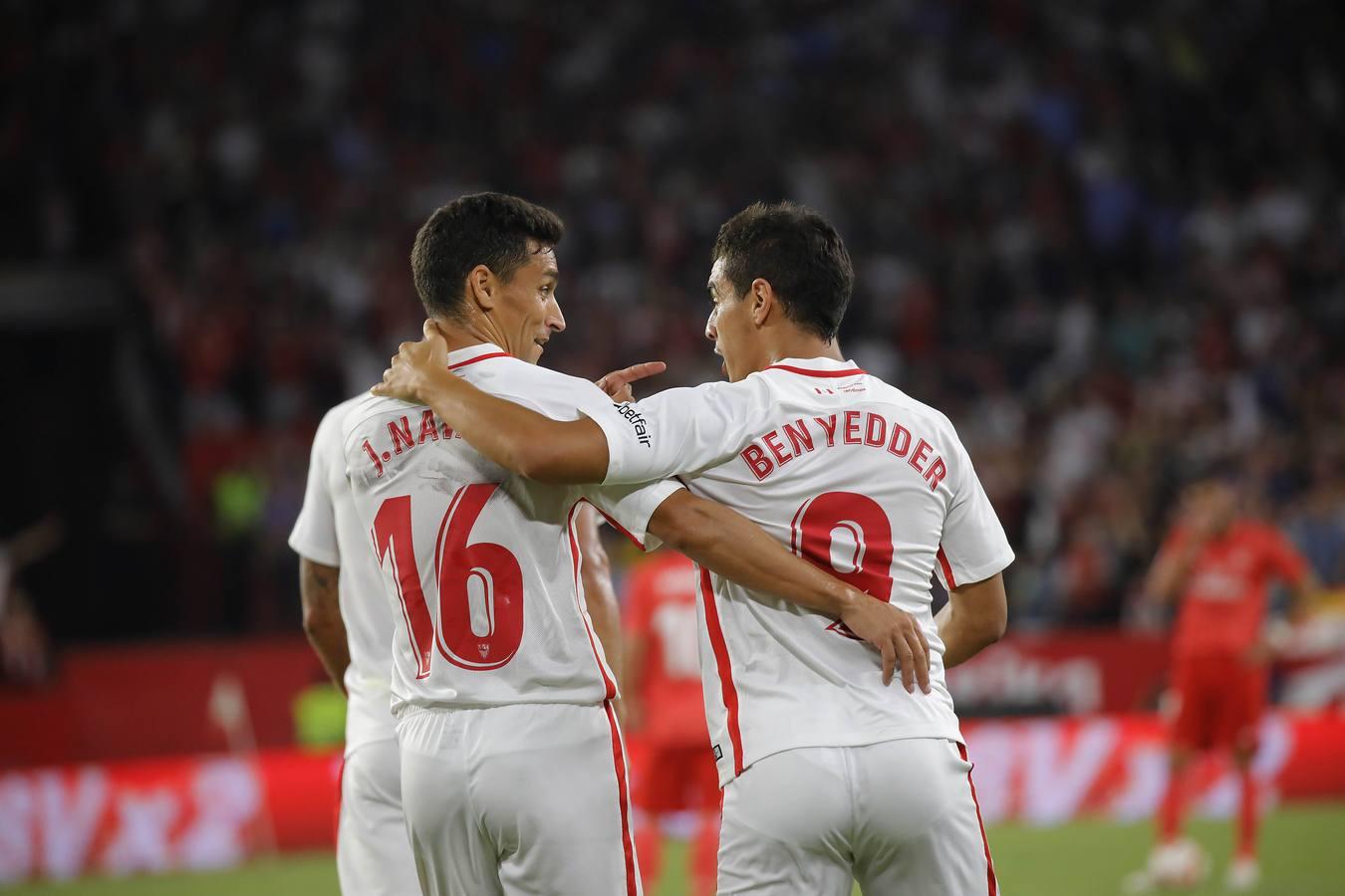 Galería: El Sevilla baila al Madrid