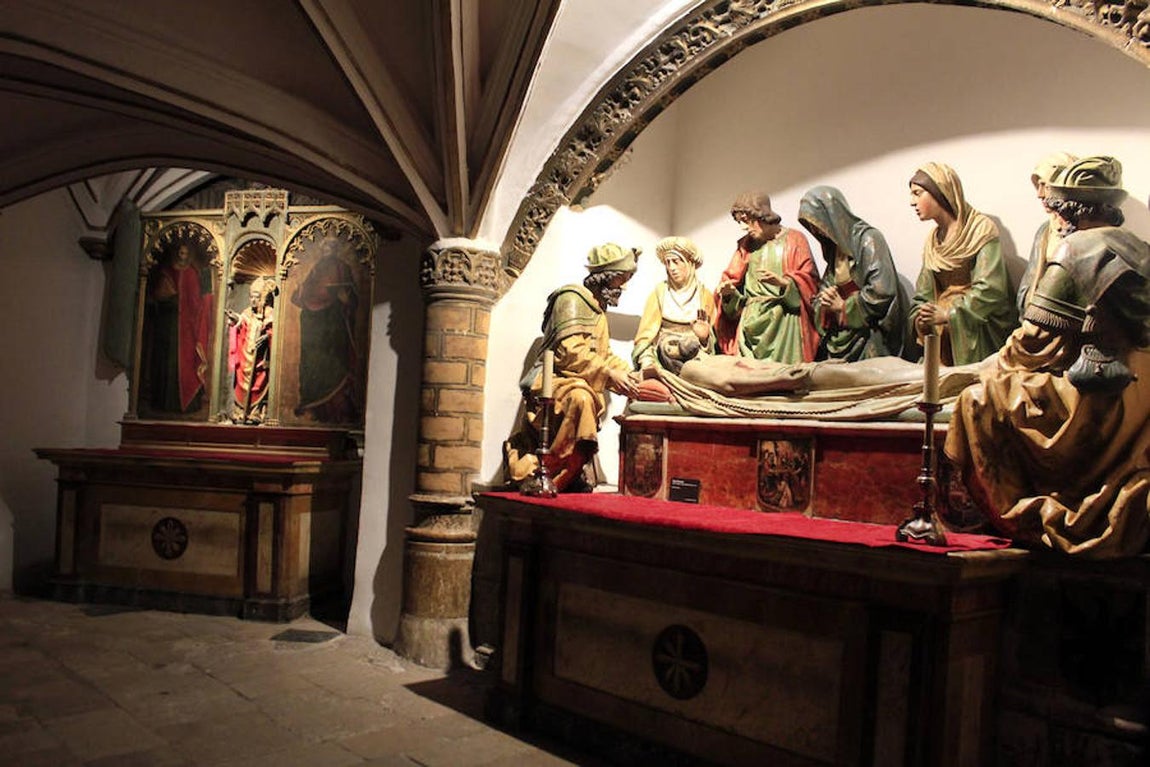 Imágenes de la sala capitular y de la cripta