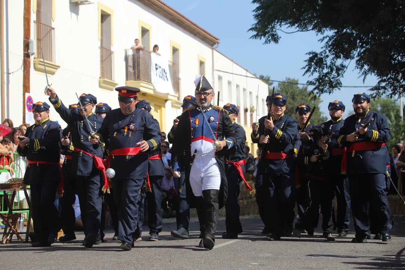 En imágenes, la batalla del Puente de Alcolea 150 años después