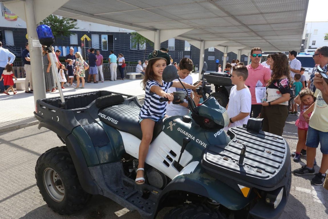 Fotos: Jornada de Puertas Abiertas en la Guardia Civil