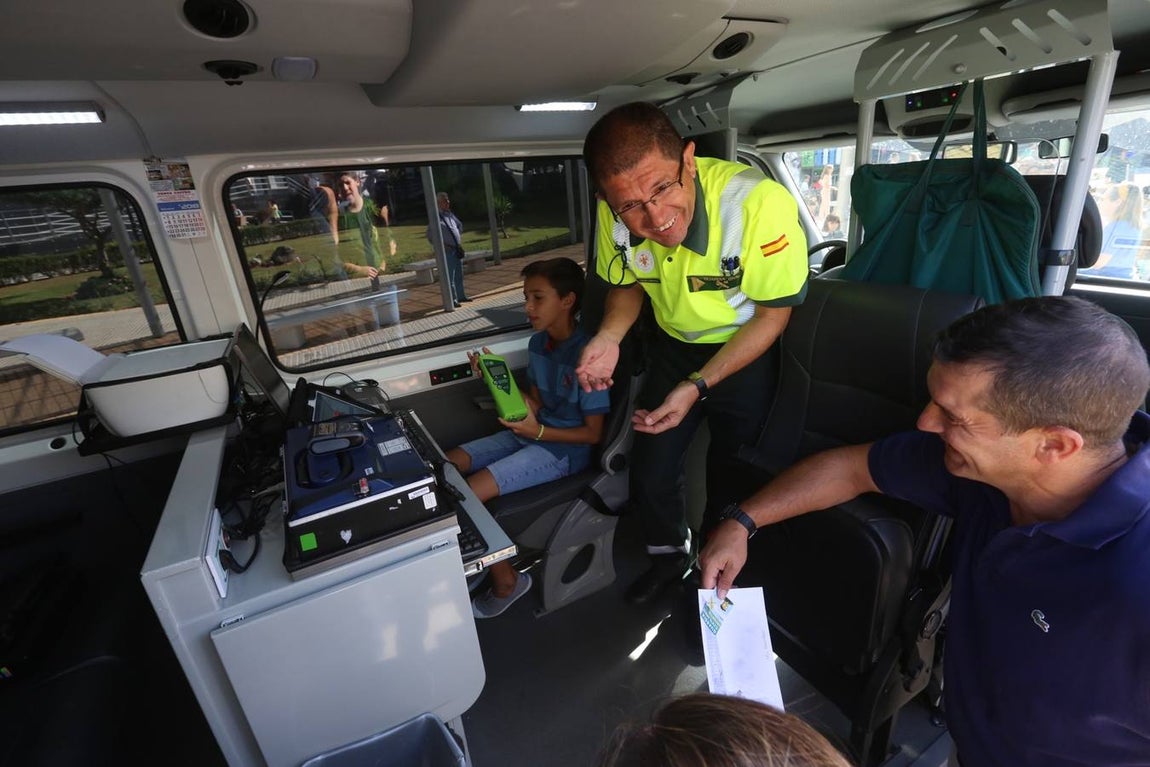Fotos: Jornada de Puertas Abiertas en la Guardia Civil