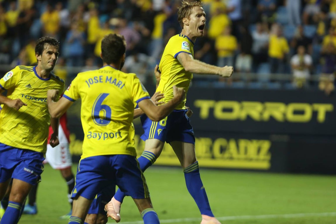 Fotos: Cádiz CF-Nàstic en Carranza (1-1)