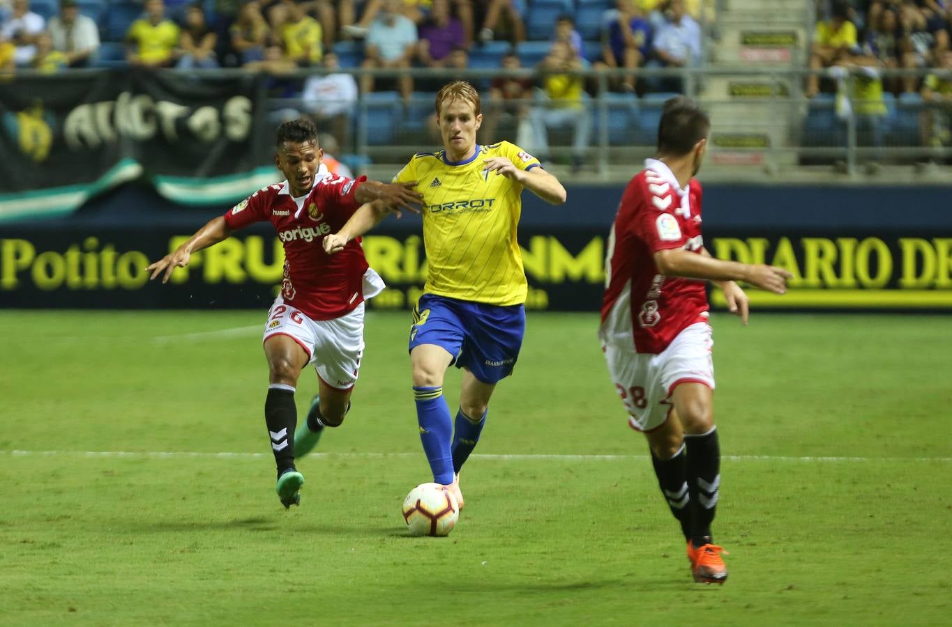 Fotos: Cádiz CF-Nàstic en Carranza (1-1)