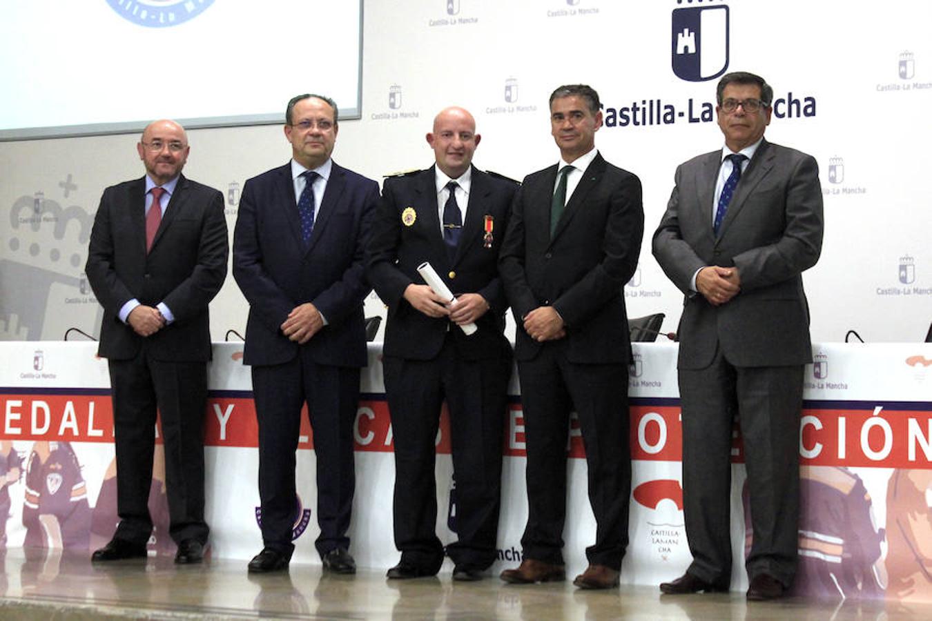 Entrega de placas y medallas de Protección Civil en Toledo