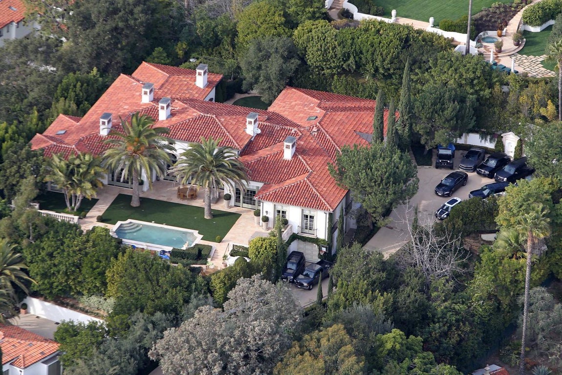 Beverly Hills. La pareja adquirió esta espectacular mansión en Beverly Hills por 22 millones de euros