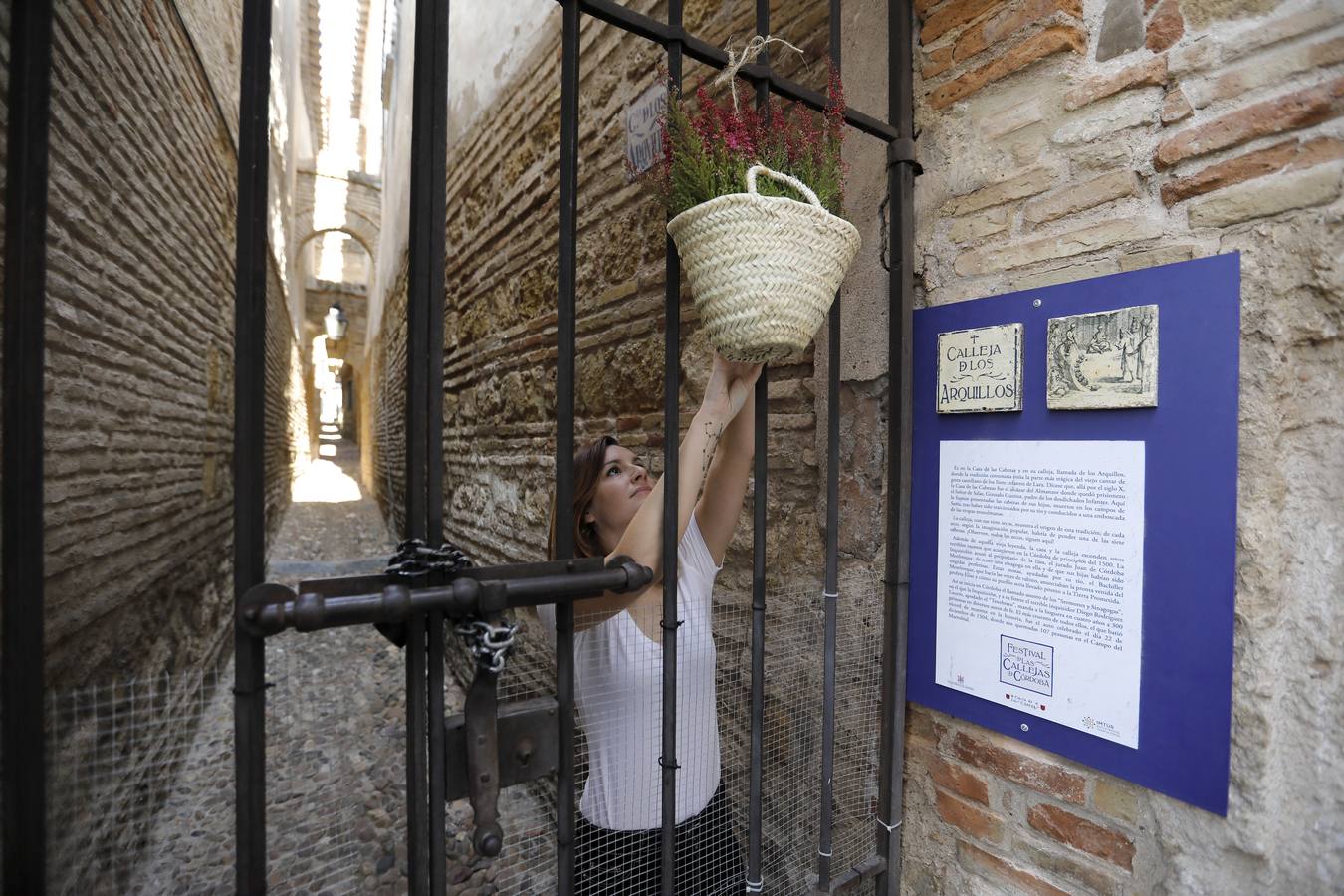 Los preparativos del II Festival de las Callejas de Córdoba, en imágenes