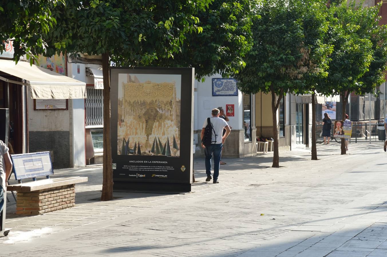 Galería de la exposición fotográfica de la Esperanza de Triana