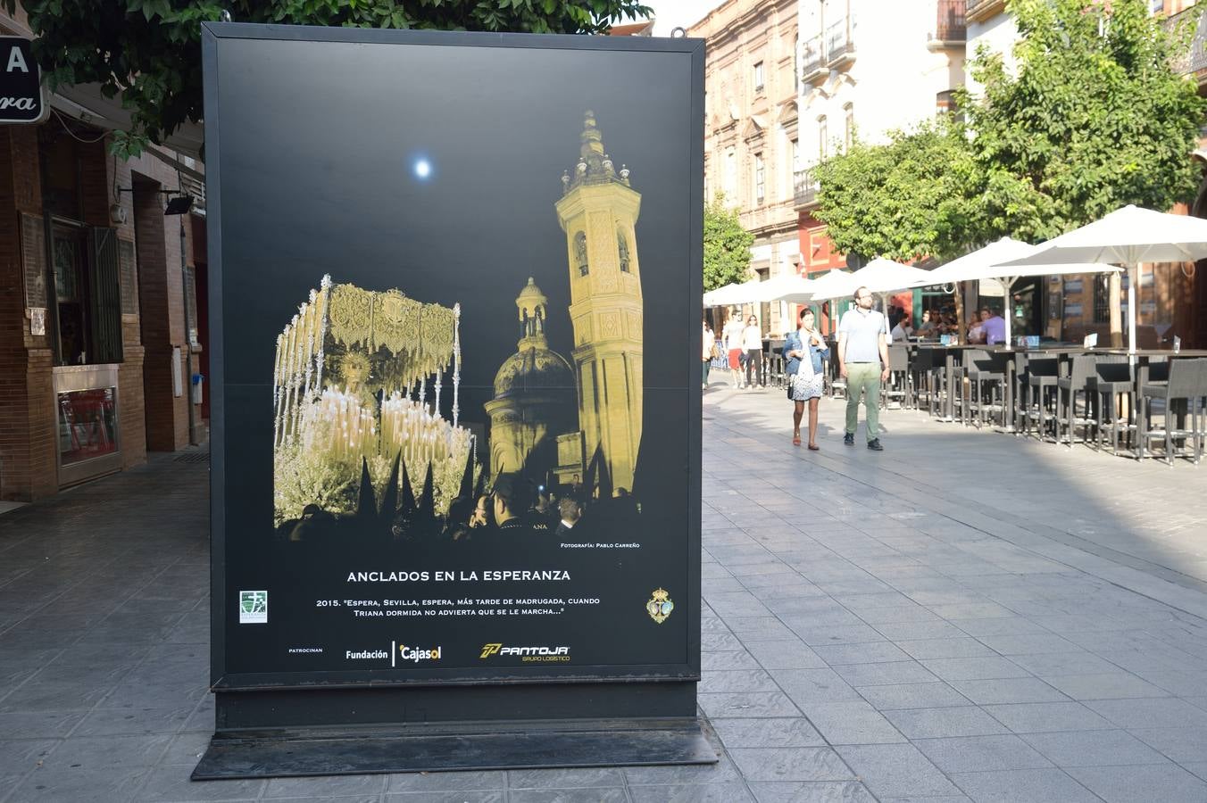 Galería de la exposición fotográfica de la Esperanza de Triana