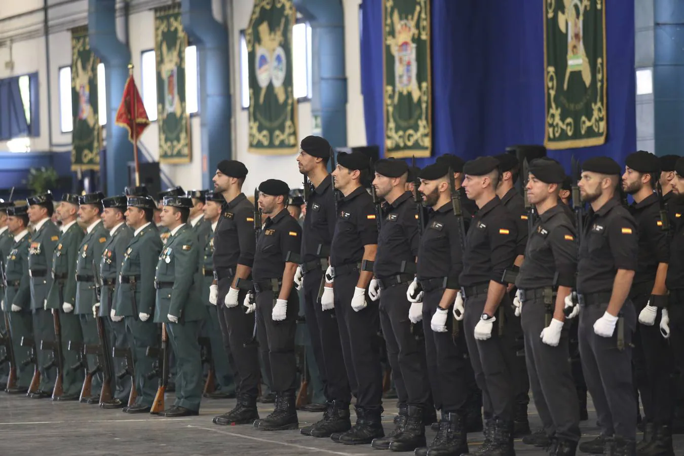 La Guardia Civil de Sevilla celebra el Pilar en Montequinto