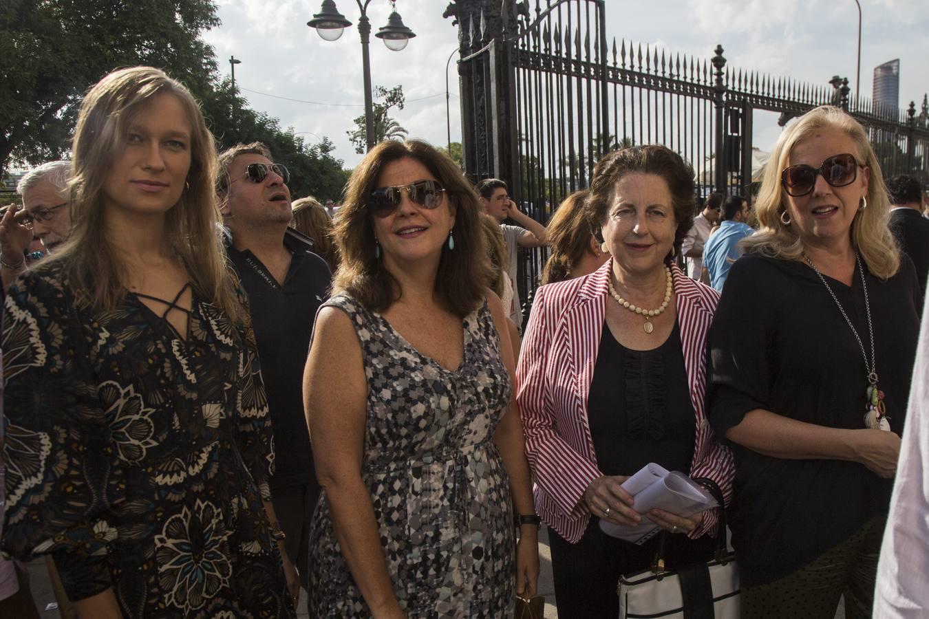 Macarena Dugo, Macarena Montes, Isabel Montes, y Adela Torres