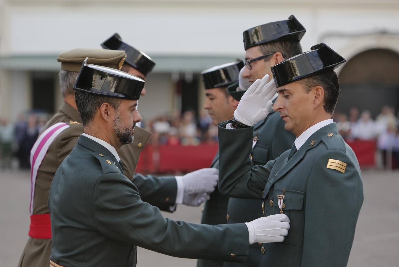 La entrega de condecoraciones de la Guardia Civil en Córdoba, en imágenes