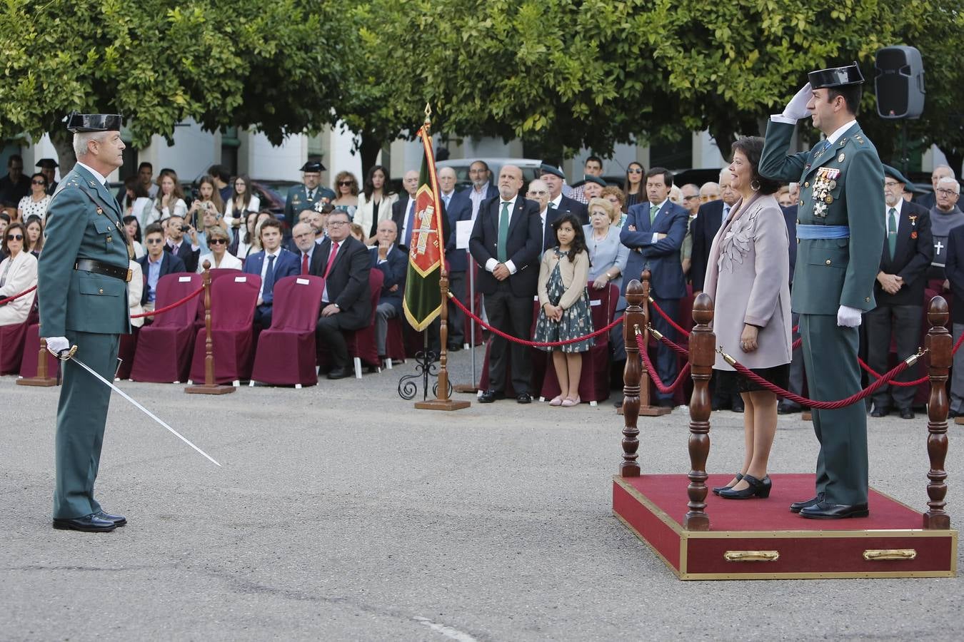 La entrega de condecoraciones de la Guardia Civil en Córdoba, en imágenes