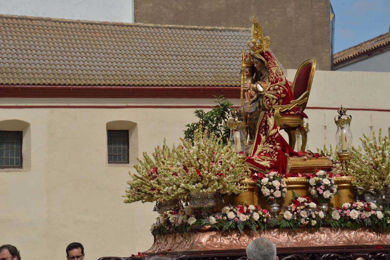 La procesión de la Virgen del Rosario de los Humeros