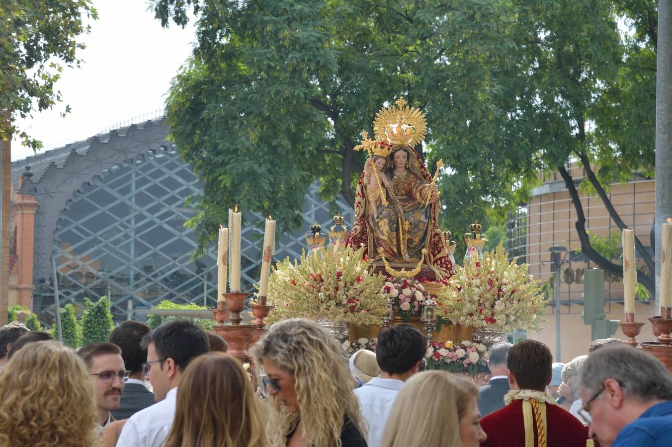 La procesión de la Virgen del Rosario de los Humeros