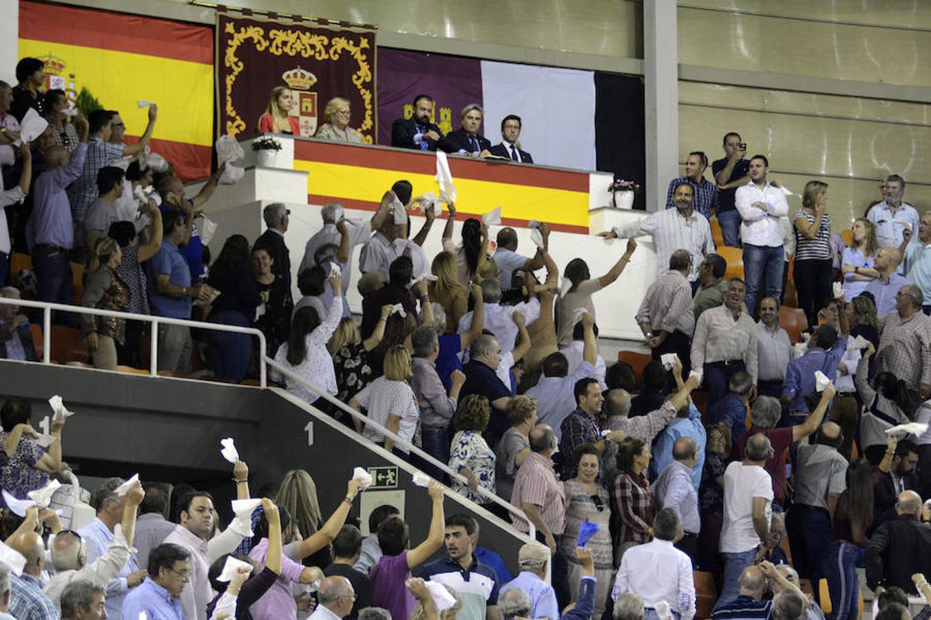 Rostros conocidos en la corrida total de Illescas