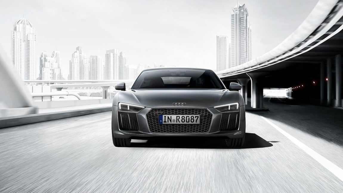 Audi R8. como los Lamborghini Aventador o Huracan Spyder, el Ferrari F430 o el 458 Italia, el Porsche 911 GT3 RS o el Bugatti Veyron Grand Sport, entre otros