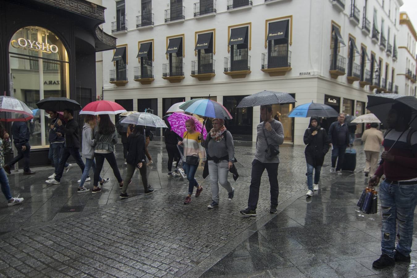 El tiempo en Sevilla: Aviso amarillo para este jueves por unas lluvias que seguirán el fin de semana